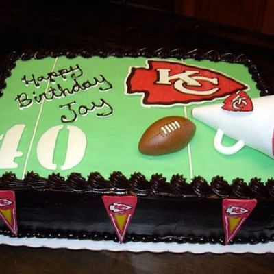 Chiefs Cake