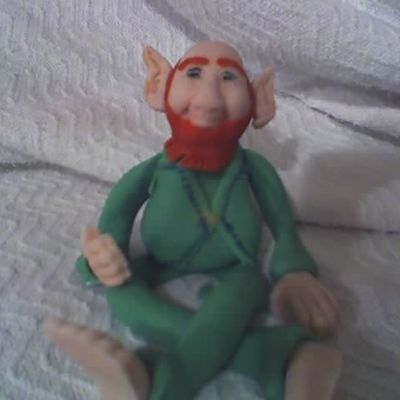 Fondont/gumpaste Leprechaun