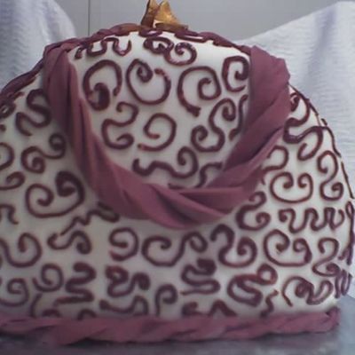 My First Attempt At A Purse Cake
