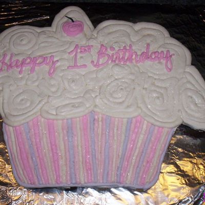 Cupcake_Cake.jpg
