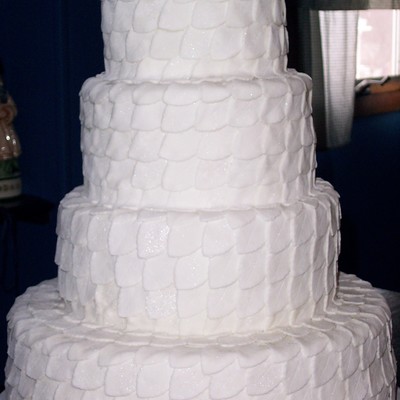 Leaf Wedding Cake Disaster