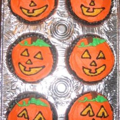 Jack-O-Lantern Cupcakes