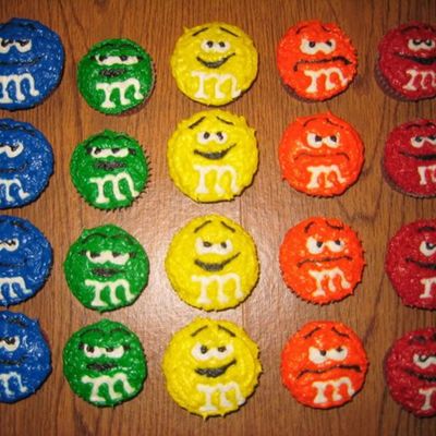 M&m Cupcakes
