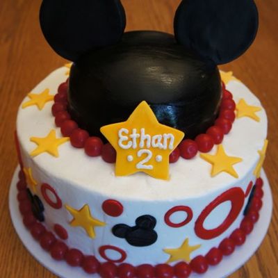 Mickey Mouse Hat Cake