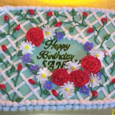 Trellis & Roses Bd Cake