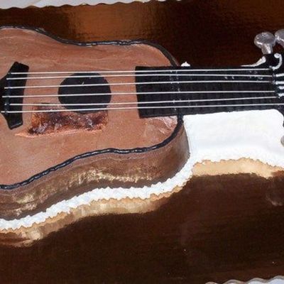 Another Guitar Cake