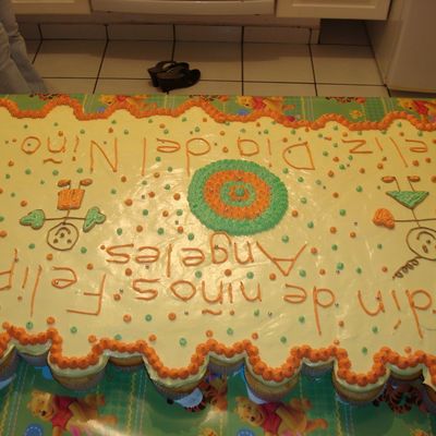 Es De 105 Cupcakes Y Me Encanto Porque Fue Obsequio Par Aun Jardin De Ninos