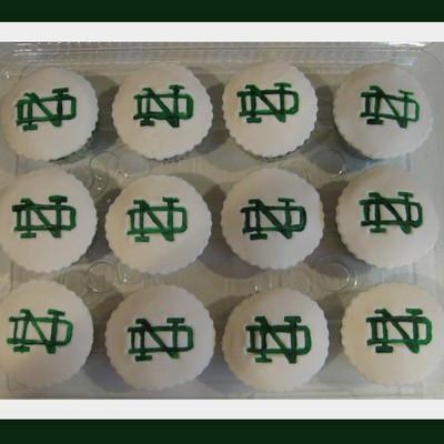 Notre Dame Cupcakes