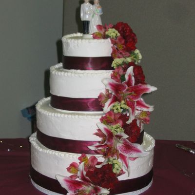 Four Tiered Stacked Round Wedding Cake