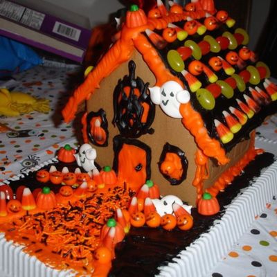 Halloween Gingerbread House