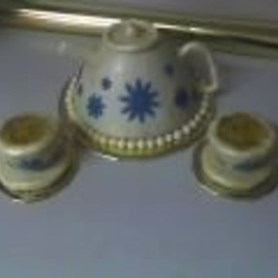 Tea Pot And Cups