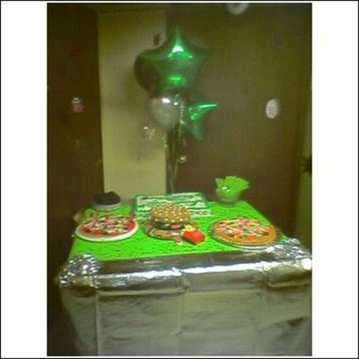 Pizza, Music Cake,burger Too!!