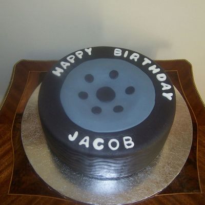 Tire Cake Close Up