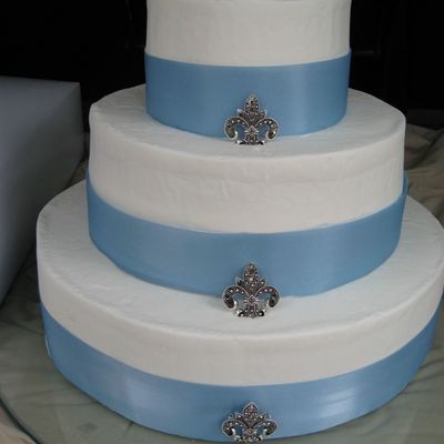 Fluer De Les Waiting For A Topper!!