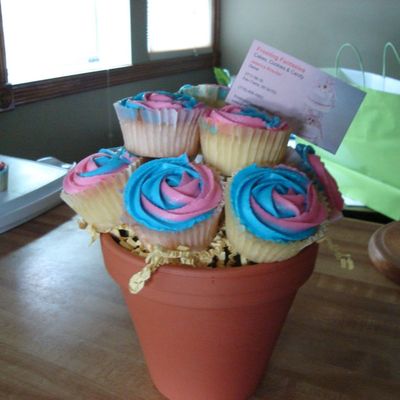 Cupcake Bouquet For Baby Shower
