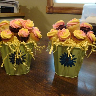 Mini Cupcake Bouquets