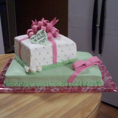 Gift Birthday Cake