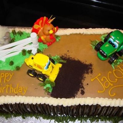 John Deere Tractor Cake