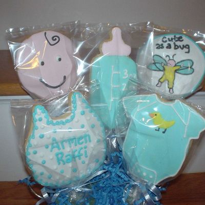 Picture Of Baby Cookie Bouquet For A Friend.