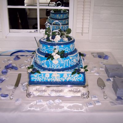 My "blueberry" Wedding Cake.
