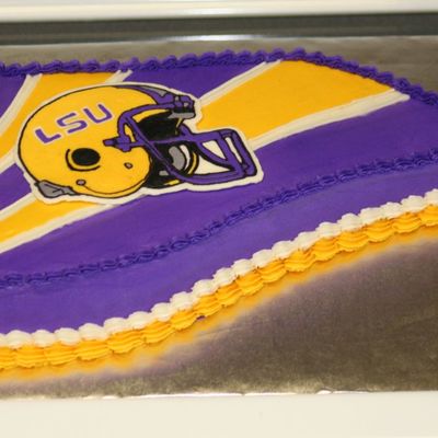 Lsu Pennant Cake