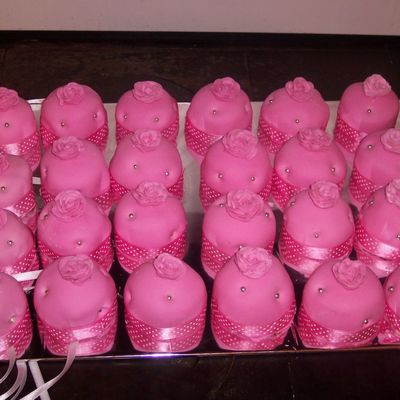 Pink Mini Cakes