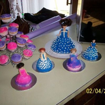 Princesses And Matching Cupcakes