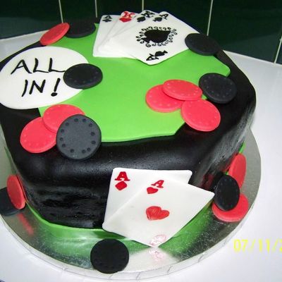 Poker Table Groom's Cake