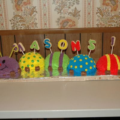 Caterpillar Cake