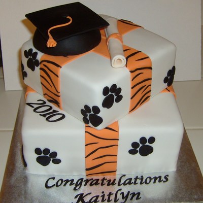 High School Graduation Cake