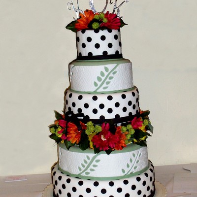 Fondant Covered Wedding Cake