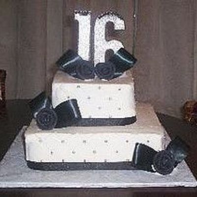 Sweet16 Black And Silver