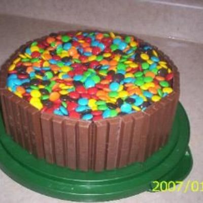 Chocalate Candy Bowl Cake