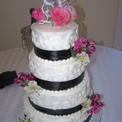 Black & White Wedding Cake