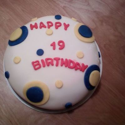 My 1St Fondant Cake