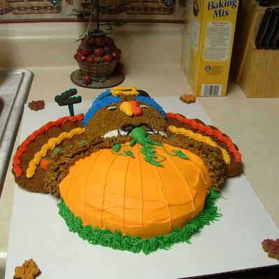 Thanksgiving Turkey Cake