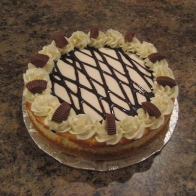 Peanut Butter Cup Cheesecake
