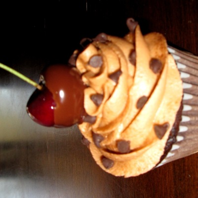 Chocolate Amaretto Cupcake
