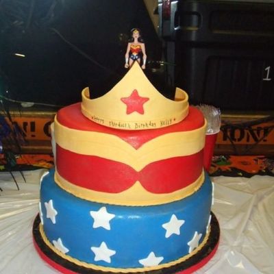 Wonderwoman Cake