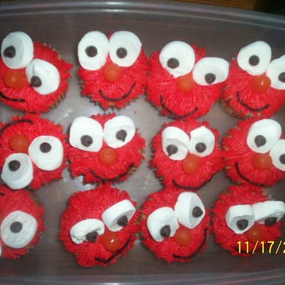 Elmo Cupcakes