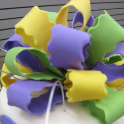 Bow On Mardi Gras Cake