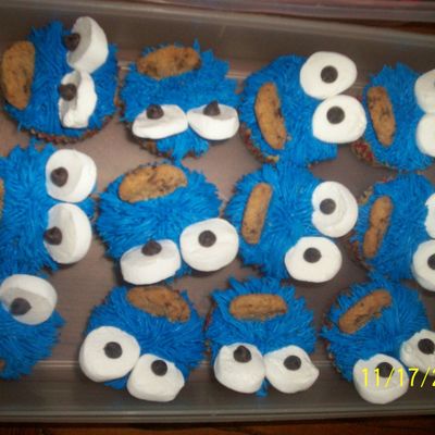 Coookie Monster Cupcakes