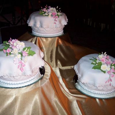 Fondant Embroidery - All Three Cakes