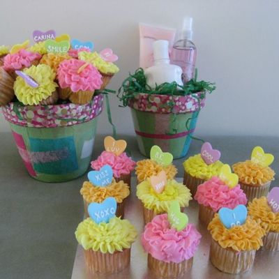 Valentine Cupcake Bouquet