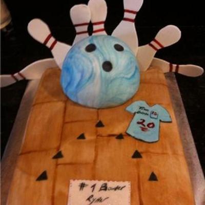 Bowling Themed Cake