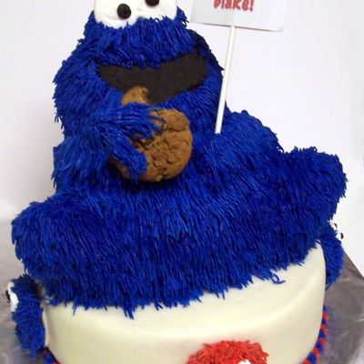 Cookie Monster Cake