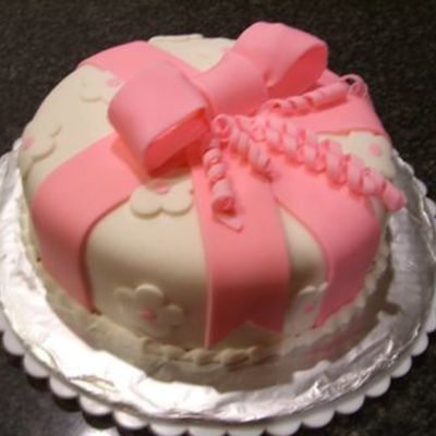 Giftwrapped Cake
