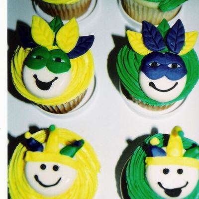 Mardi Gras Cupcakes