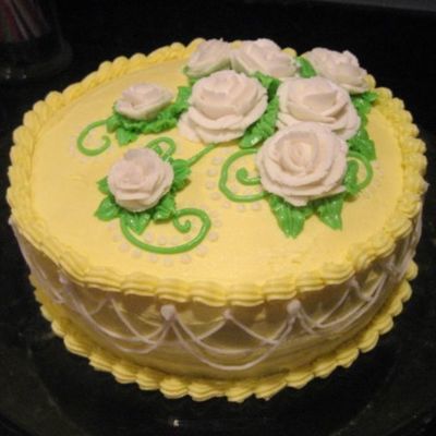 Yellow Prettygirl Cake