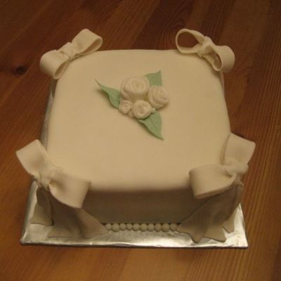 Birdal Shower Fondant Cake